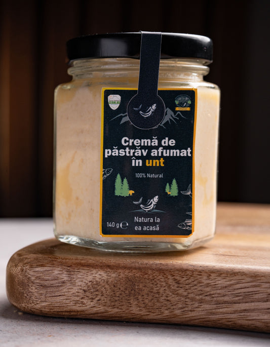 Crema de păstrăv afumat în unt